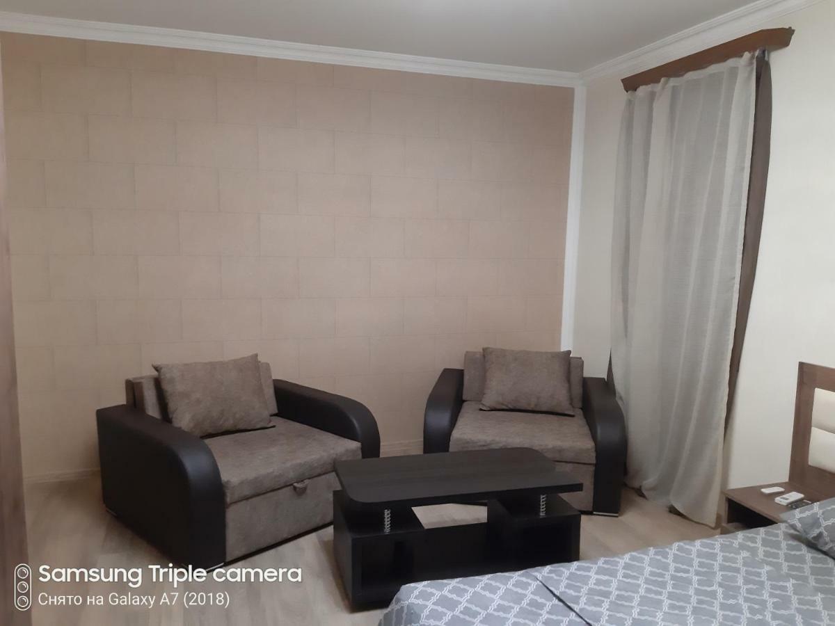 Georgi Apartament 2 Leilighet Tbilisi Eksteriør bilde